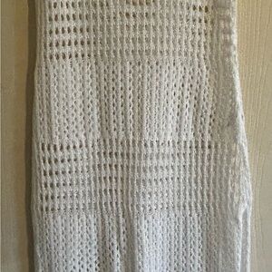Chic White Knit Dress